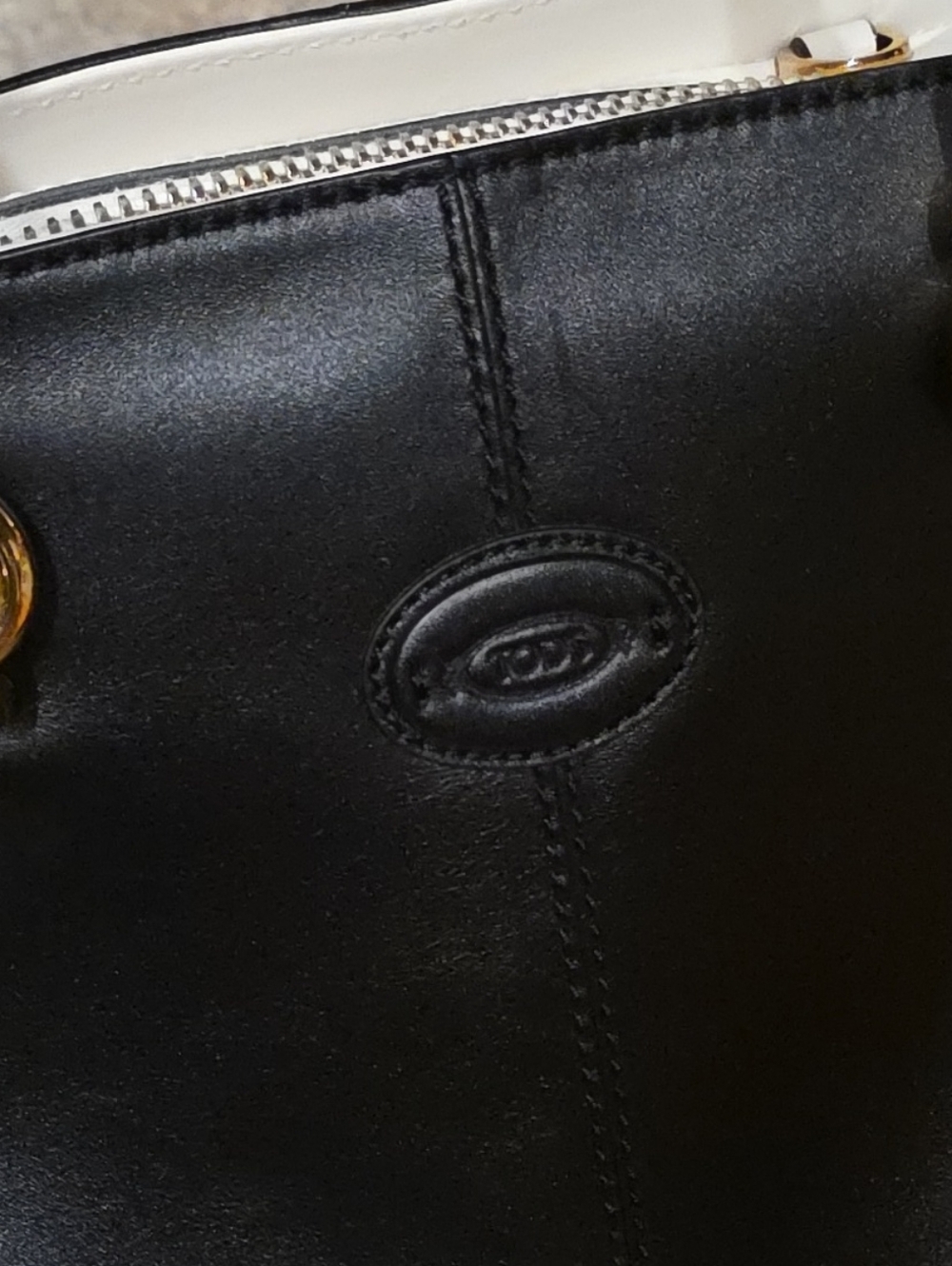 Tod's Sella Bowler Bag in a black and white colorway. / Like New - Picture 5 of 9